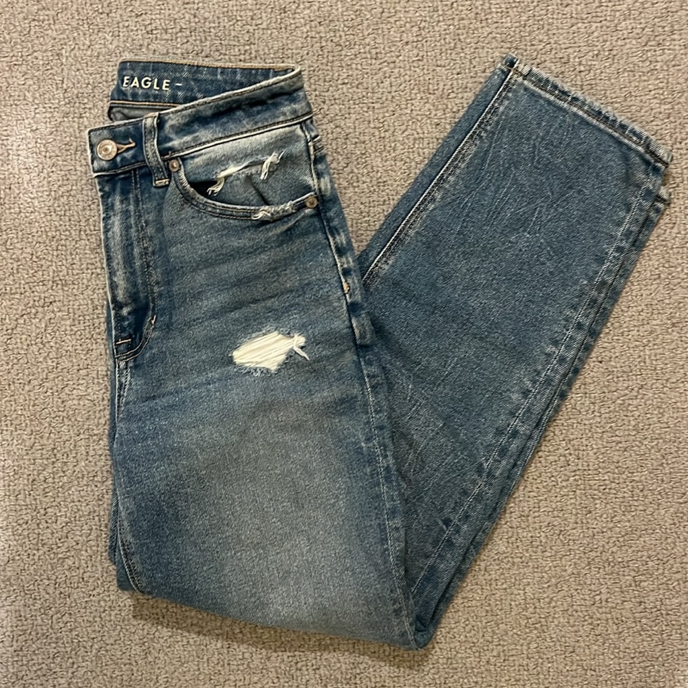 American Eagle Mom Jeans